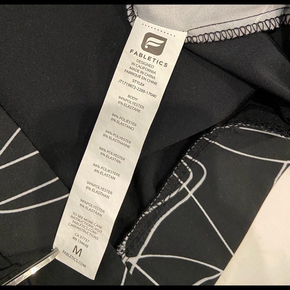 Fabletics Jaie Transitional Windbreaker. Hooded. - image 5